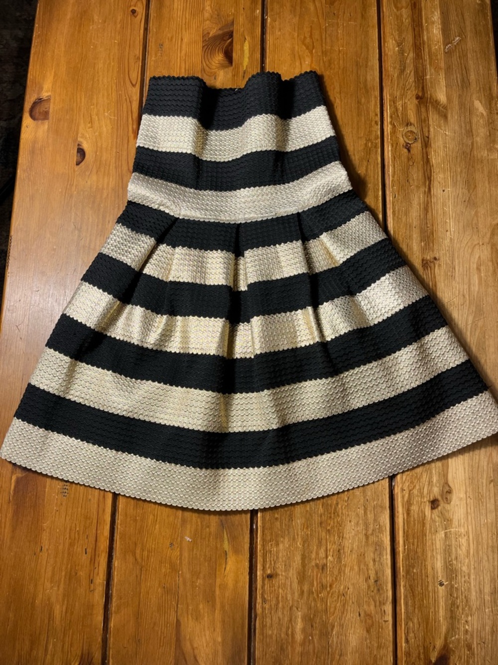 Forever 21 Black and Gold Textured A-Line strapless dress